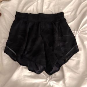 Hotty Hot Low-Rise Lined Short 4"